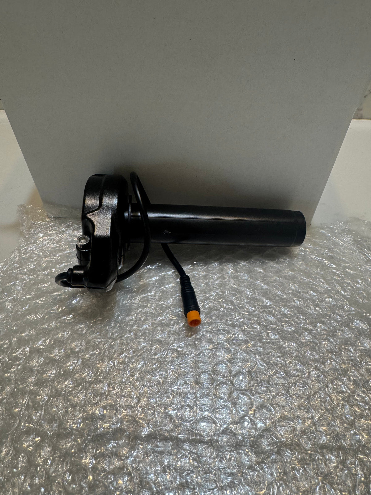 Plug and play Surron Throttles