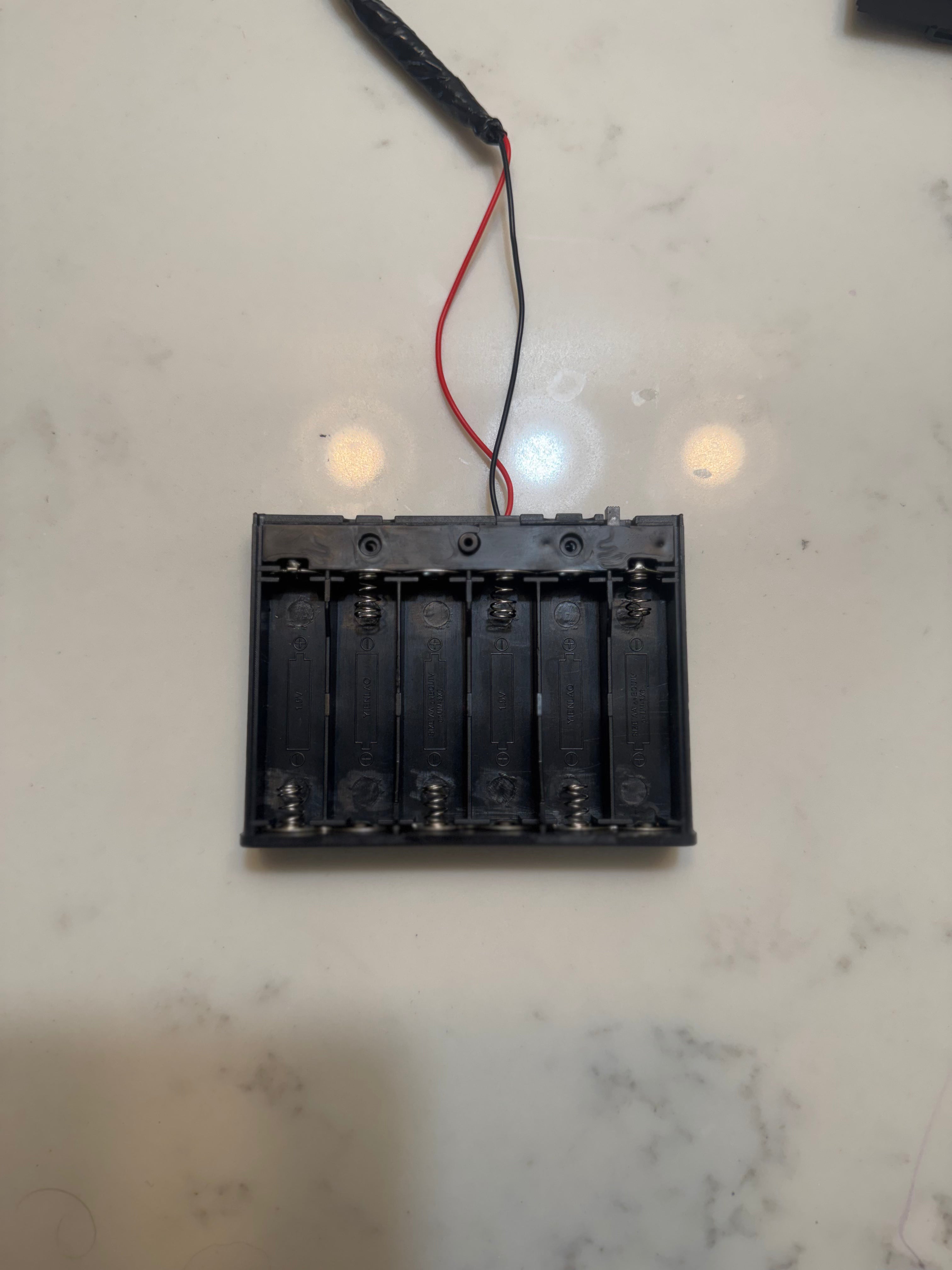 universal Battery powered squadron light(BATTERYS NOT INCLUDED)