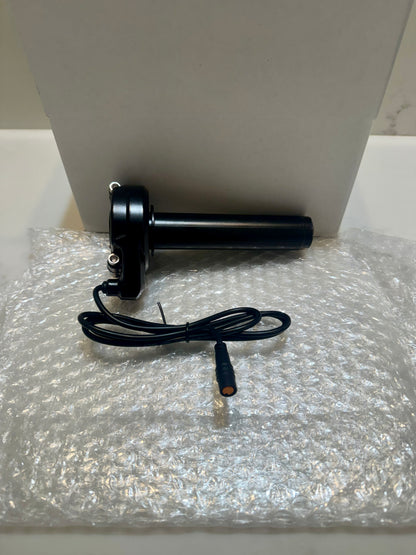 Plug and play 3-pin twist throttle replacement for Super73 and Macfox e-bikes